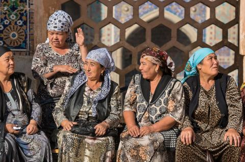 Voyage et rencontres ouzbèkes à la médersa Sher-Dor à Samarcande