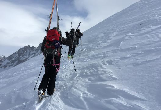 Voyage et ski de randonnée dans la vallée d'Aoste